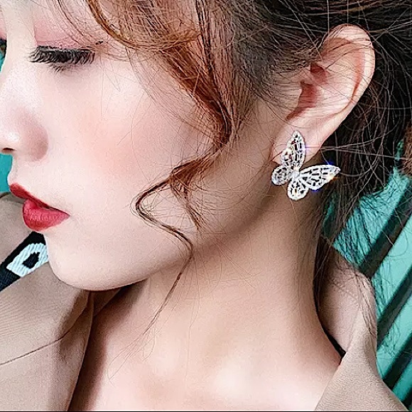 SILVER DIAMOND BUTTERFLY EARRINGS - Picture 5 of 12